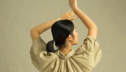 青训机构建立家校合作机制强化学生自律管理，建立健全家校合作机制